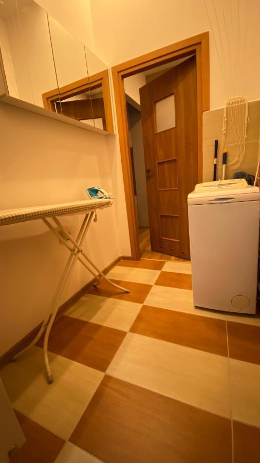 Lublinbnb - Exclusive Family Apartment ------ In The Heart Of Lublin -------------------------------- Bedroom & Living Room & Kitchen Exterior photo